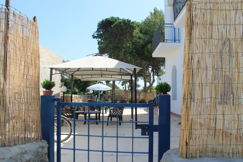 Cavalluccio Marino Apartment Фавиняна Стая снимка